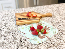 Load image into Gallery viewer, Reusable Paper Towels--Siesta Floral Leaves