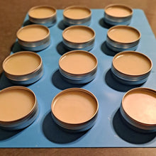 Load image into Gallery viewer, Birds of a Heather Board Butter
